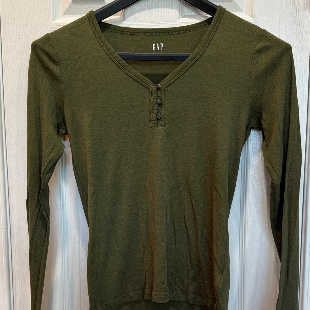 GAP Women's Dark Green Button Down Shirt
